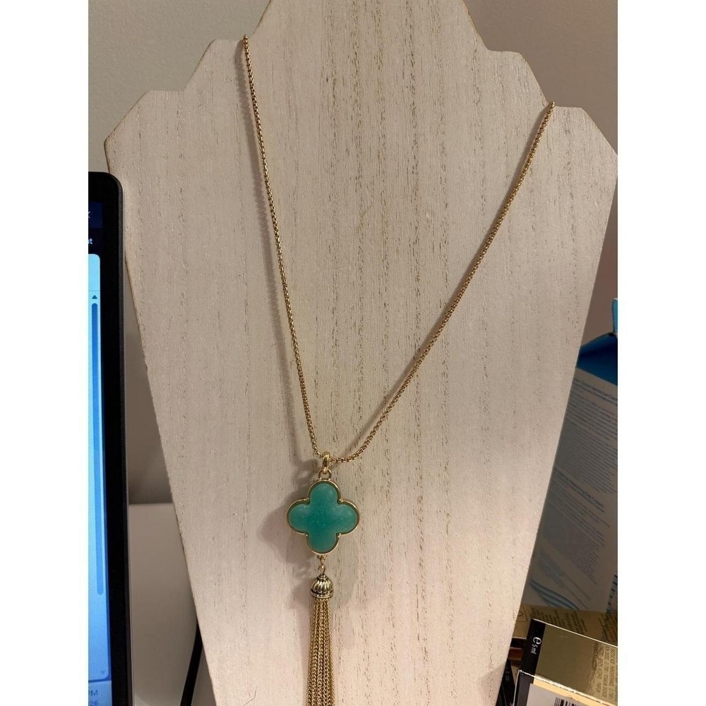 Icon‎ COLLECTION QUATERFOIL TASSEL PENDANT NECKLACE goLD LONG CHAIN
